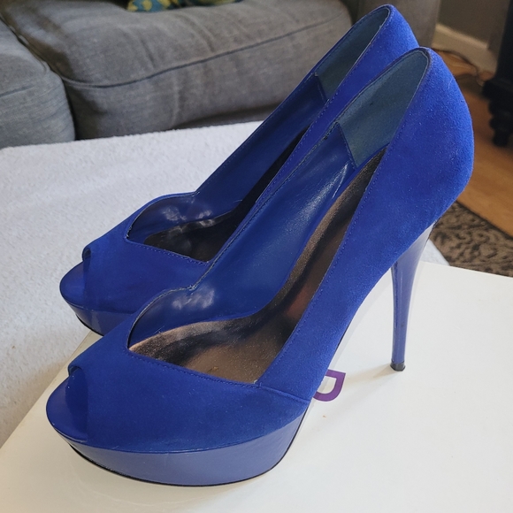 BAKERS Shoes Style Eryn Blue Platform Pumps - Picture 2 of 12